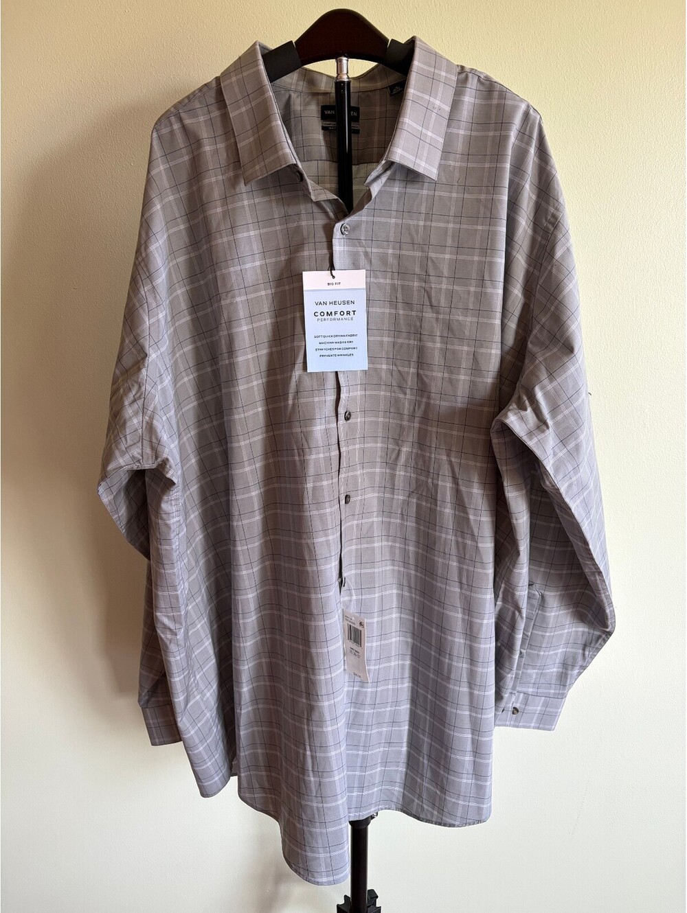 Van Heusen gray plaid long sleeve button front shirt